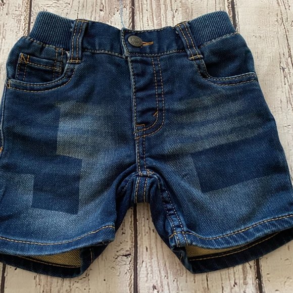 Levi's baby boy knit shorts 12 months old - Picture 1 of 6